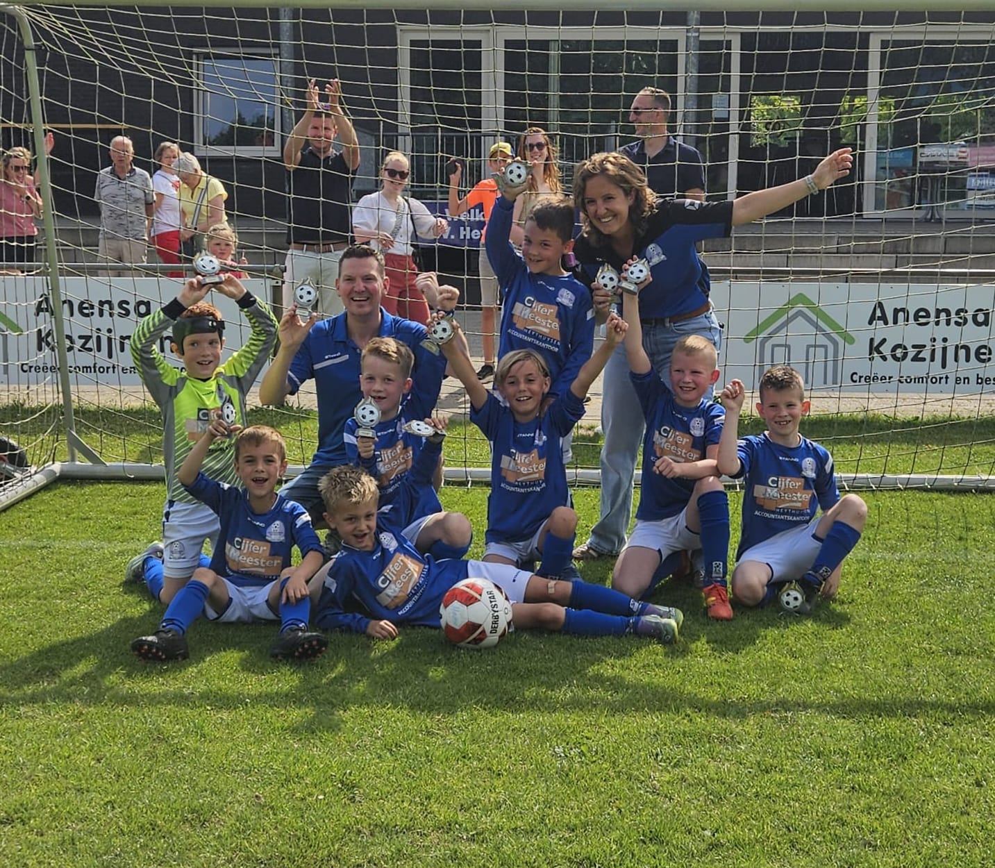 Heythuysen JO8-2 kampioen